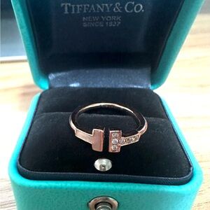 T Wire Ring Dimond Accent, Rose Gold plated size 5